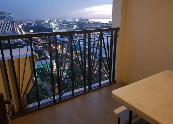 Admiral Baysuites Manila